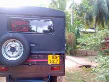 https://riyasewana.com/uploads/mahindra-bolero-3170843813.jpg