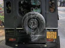 https://riyasewana.com/uploads/mahindra-bolero-393534631686.jpg