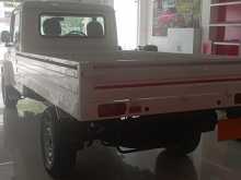 https://riyasewana.com/uploads/mahindra-bolero-5101838205.jpg