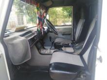 https://riyasewana.com/uploads/mahindra-bolero-52353586184.jpg