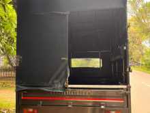 https://riyasewana.com/uploads/mahindra-bolero-6113902122.jpg