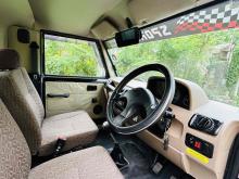 https://riyasewana.com/uploads/mahindra-bolero-617541824972.jpg
