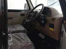 https://riyasewana.com/uploads/mahindra-bolero-7101806253.jpg