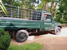 https://riyasewana.com/uploads/mahindra-bolero-92300424813.jpg