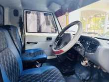 https://riyasewana.com/uploads/mahindra-bolero-98012322803.jpg