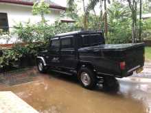 https://riyasewana.com/uploads/mahindra-bolero-camper-2922390722803.jpg