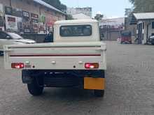 https://riyasewana.com/uploads/mahindra-bolero-city-9130901854.jpg