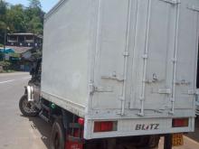 https://riyasewana.com/uploads/mahindra-bolero-freezer-28941106335.jpg