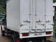 https://riyasewana.com/uploads/mahindra-bolero-full-11123086454.jpg