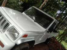 https://riyasewana.com/uploads/mahindra-bolero-maxi-2010-2211003112473.jpg