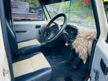 https://riyasewana.com/uploads/mahindra-bolero-maxi-2012-2211000912134.jpg
