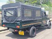 https://riyasewana.com/uploads/mahindra-bolero-maxi-2013-1221160012874.jpg