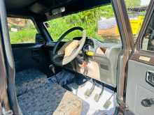 https://riyasewana.com/uploads/mahindra-bolero-maxi-2015-610564412124.jpg