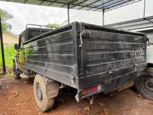 https://riyasewana.com/uploads/mahindra-bolero-maxitruck-2007-1412350012972.jpg