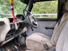 https://riyasewana.com/uploads/mahindra-bolero-safari-181106494593.jpg