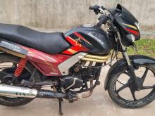 Mahindra Centuro 2017 Motorbike