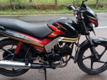 Mahindra CENTURO 2017 Motorbike