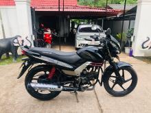 Mahindra Centuro 2016 Motorbike