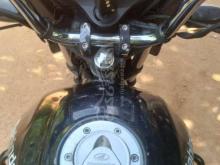 https://riyasewana.com/uploads/mahindra-centuro-301902481399293.jpg