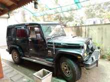 Mahindra Commander 1992 SUV