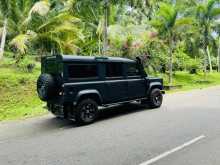 https://riyasewana.com/uploads/mahindra-defender-2016-39511212954.jpg