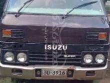 Isuzu ELF 1982 Van