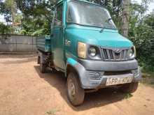 Mahindra Gio 2010 Lorry