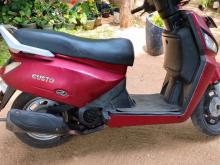 Mahindra Gusto 2015 Motorbike