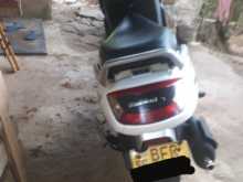 https://riyasewana.com/uploads/mahindra-gusto-1121165513233.jpg