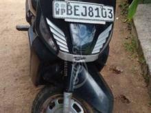 Mahindra Gusto 2015 Motorbike