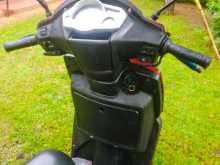 https://riyasewana.com/uploads/mahindra-gusto-15736454783.jpg