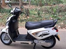 https://riyasewana.com/uploads/mahindra-gusto-171741226714.jpg