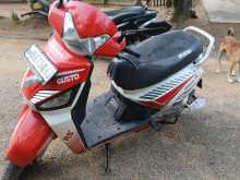https://riyasewana.com/uploads/mahindra-gusto-172001154652.jpg