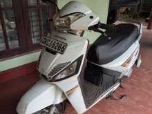 Mahindra Gusto 2014 Motorbike