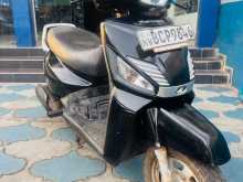 Mahindra Gusto 2015 Motorbike