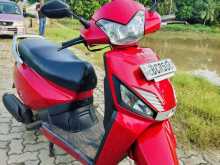 Mahindra Gusto 2015 Motorbike