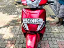 Mahindra Gusto 2015 Motorbike