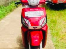 Mahindra Gusto 2015 Motorbike