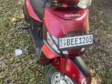 Mahindra Gusto 2015 Motorbike