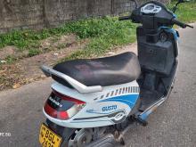 https://riyasewana.com/uploads/mahindra-gusto-241858336795.jpg