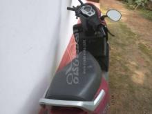 Mahindra Gusto 2015 Motorbike