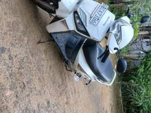 Mahindra Gusto 2015 Motorbike