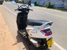 Mahindra Gusto 2016 Motorbike