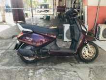 Mahindra Gusto 2015 Motorbike