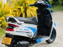 https://riyasewana.com/uploads/mahindra-gusto-415083124493.jpg