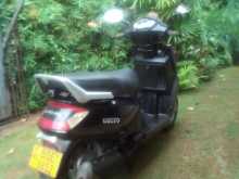 Mahindra Gusto 2015 Motorbike