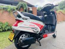 https://riyasewana.com/uploads/mahindra-gusto-516490822253.jpg