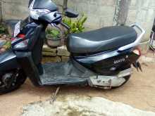 Mahindra Gusto 2015 Motorbike
