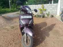 Mahindra Gusto 2015 Motorbike