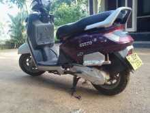 Mahindra Gusto 2016 Motorbike